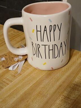 ❤️Rae Dunn × Peanuts Collab  NWT "Happy Birthday" Double Sided  Large Coffee Mug